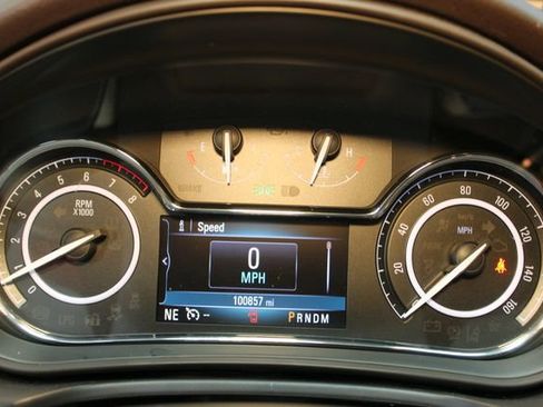 Used 2016 Buick Regal Premium image 22