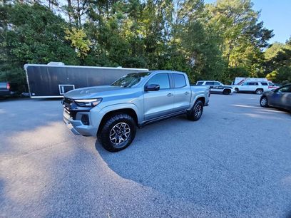 Used 2023 Chevrolet Colorado Z71 w/ Z71 Convenience Package 2