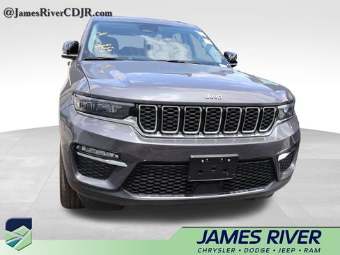 Used 2024 Jeep Grand Cherokee Limited AWD/4WD image 7