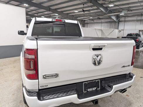 Used 2021 RAM 1500 Limited w/ Body Color Bumper Group image 4
