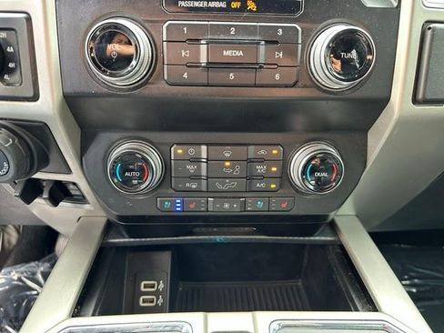 Certified 2020 Ford F150 Lariat w/ Equipment Group 502A Luxury image 18