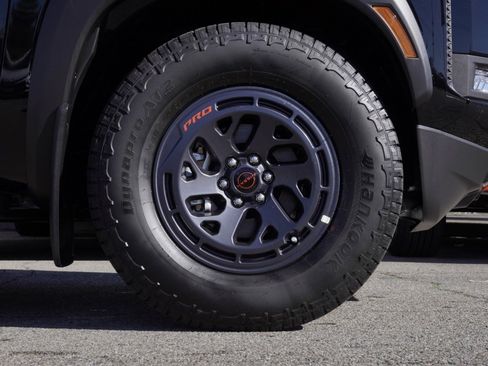 New 2026 Nissan Frontier Pro-X image 7