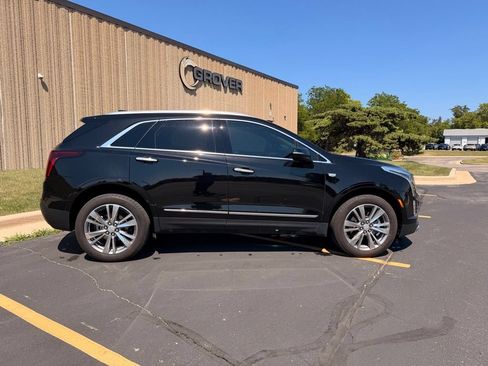 Used 2025 Cadillac XT5 Premium Luxury AWD/4WD image 9
