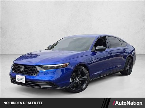 Used 2023 Honda Accord Sport image 1