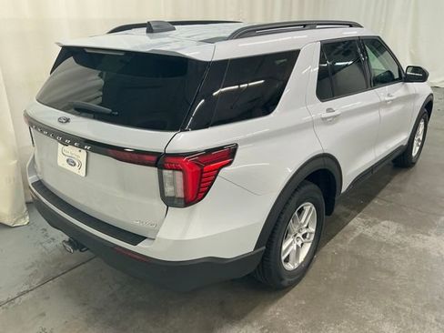 New 2026 Ford Explorer Active image 3