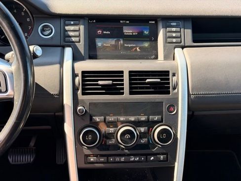 Used 2016 Land Rover Discovery Sport HSE Luxury AWD/4WD image 15