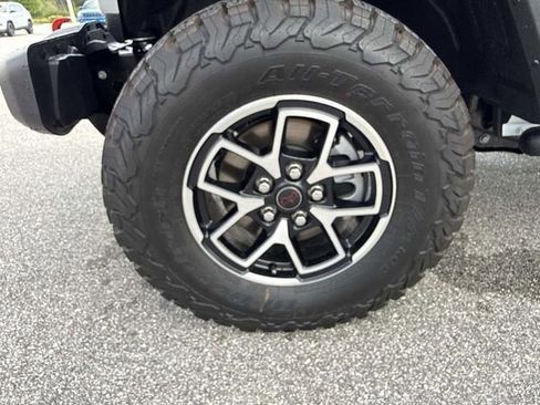 Used 2026 Jeep Wrangler Rubicon AWD/4WD image 26