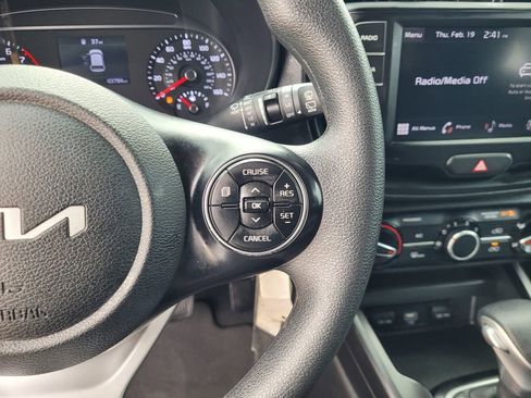 Used 2022 Kia Soul LX image 21