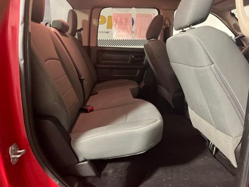 Used 2017 RAM 1500 Express AWD/4WD image 16