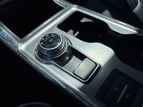 Certified 2024 Ford Edge Titanium image 20