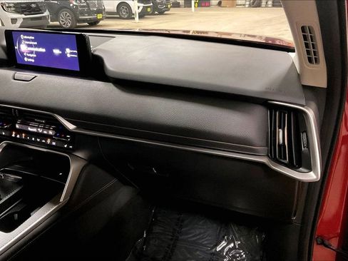 Used 2024 MAZDA CX-90 3.3 Turbo w/ Preferred Plus image 15