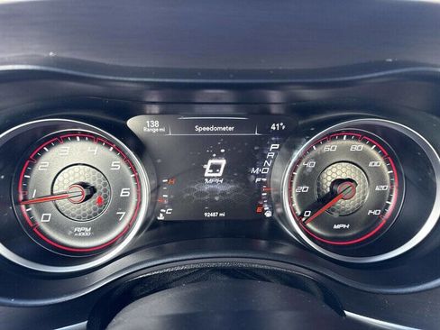 Used 2017 Dodge Charger SE image 24