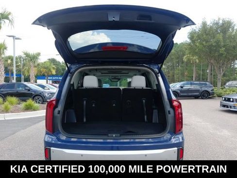 Certified 2024 Kia Telluride S w/ S Sunroof Package AWD/4WD image 34