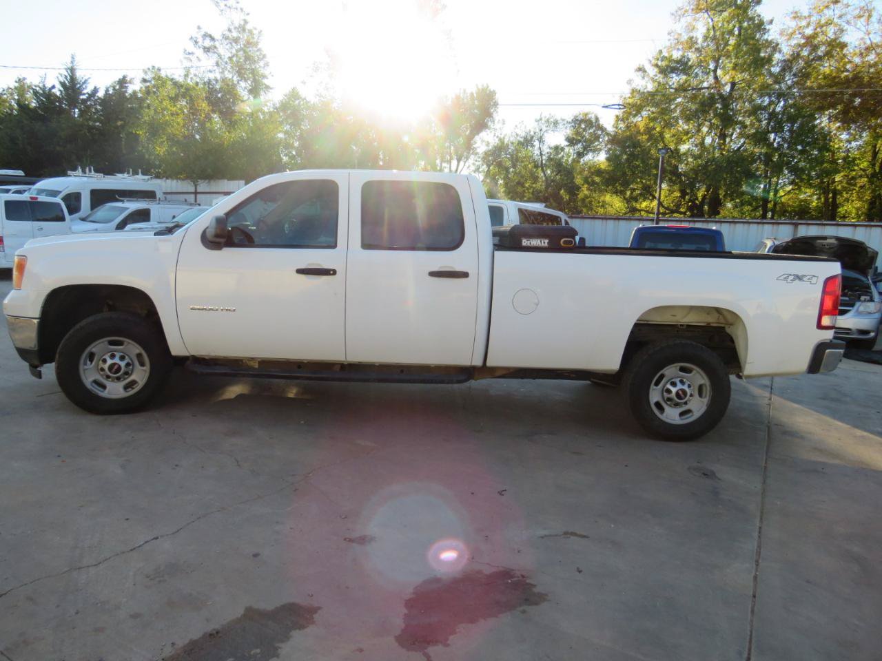 Used 2012 GMC Sierra 2500 W/T AWD/4WD image 32