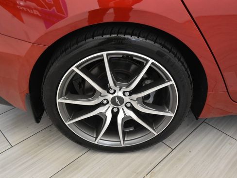 Used 2022 Genesis G70 2.0T w/ Prestige Package image 10