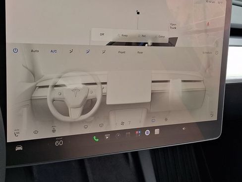 Used 2023 Tesla Model Y Long Range AWD/4WD image 16