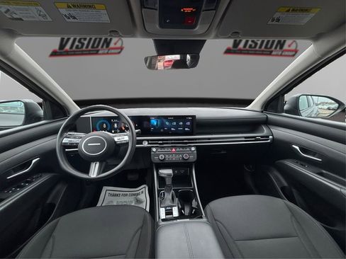 Certified 2025 Hyundai Tucson SE image 27
