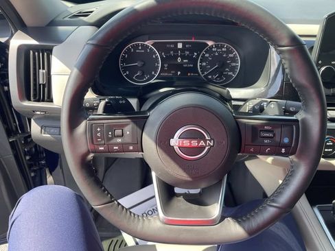 Certified 2023 Nissan Pathfinder SL AWD/4WD image 14