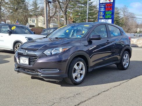Used 2016 Honda HR-V LX image 3