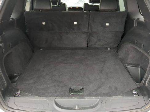 Used 2020 Jeep Grand Cherokee Limited image 31