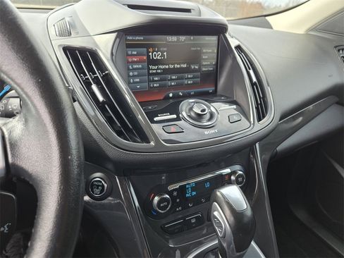 Used 2014 Ford Escape Titanium image 17