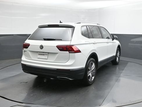 Used 2021 Volkswagen Tiguan SEL image 8