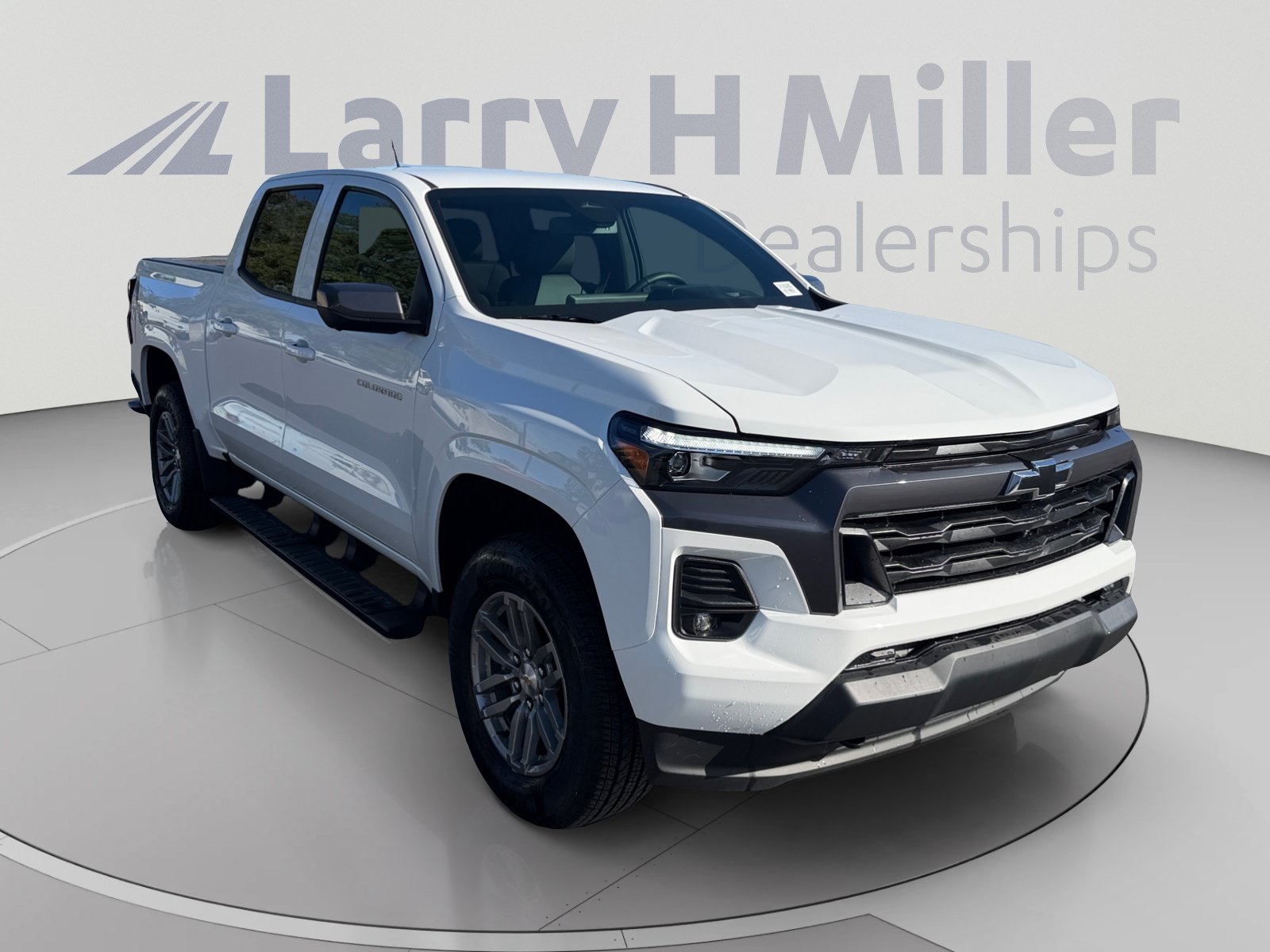 New 2026 Chevrolet Colorado LT w/ LT Convenience Package AWD/4WD image 7