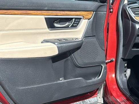 Used 2018 Honda CR-V Touring image 23