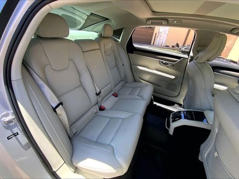 Used 2024 Volvo S90 B6 Ultimate w/ Protection Package Premier AWD/4WD image 20