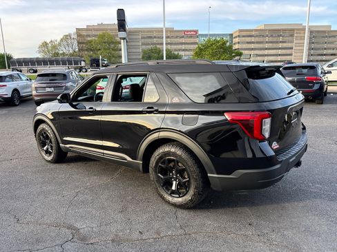 Used 2022 Ford Explorer Timberline w/ Timberline Technology Package AWD/4WD image 5
