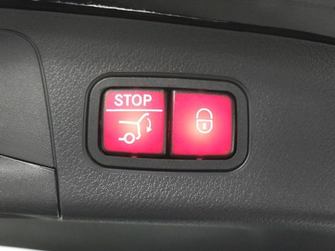 Certified 2026 Mercedes-Benz GLA 250 4MATIC image 27