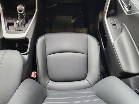 Used 2023 Toyota RAV4 XLE Premium image 13