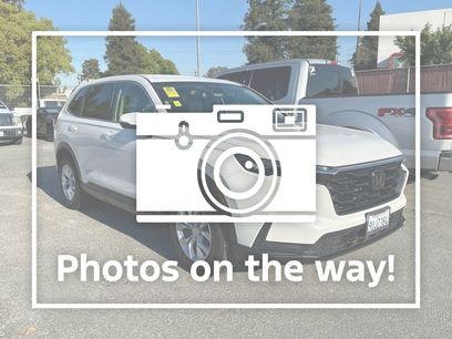 Used 2025 Honda CR-V LX