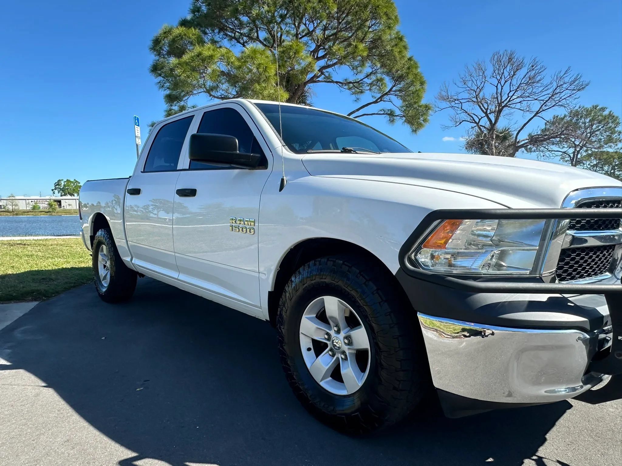 Used 2017 RAM 1500 Tradesman w/ Popular Equipment Group AWD/4WD image 3