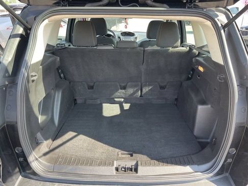Used 2017 Ford Escape S FWD image 22