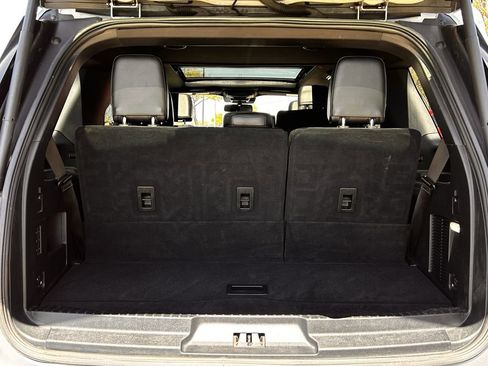 Used 2021 Ford Expedition XLT image 35