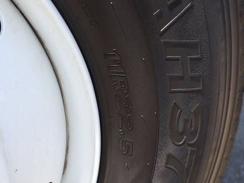 Used 2016 Ford F650 2WD Crew Cab Super Duty image 38