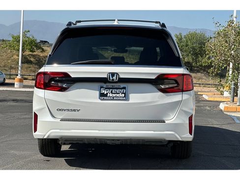 Certified 2026 Honda Odyssey EX-L image 39
