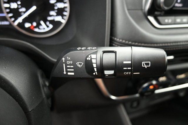 Used 2024 Nissan Rogue SV FWD image 30
