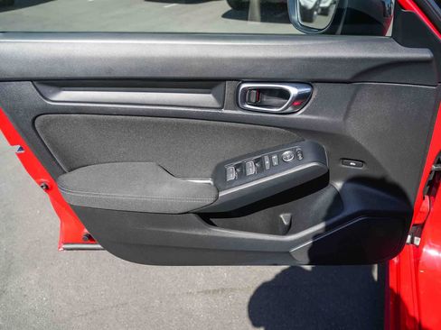 Used 2023 Honda Civic Sport image 20