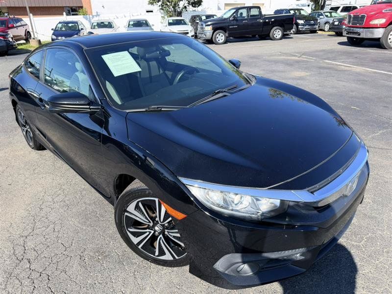 Used 2017 Honda Civic EX-T image 3