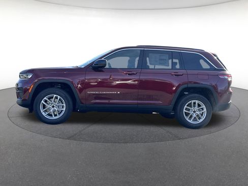 New 2025 Jeep Grand Cherokee Laredo X image 2