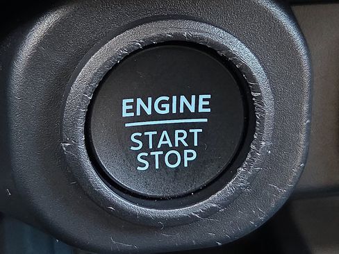 Used 2025 Ford Maverick Lariat w/ Black Appearance Package image 18