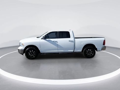 Used 2017 RAM 1500 Classic SLT image 5