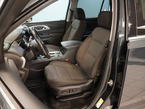 Used 2019 Chevrolet Traverse LT w/ LPO, Floor Liner Package AWD/4WD image 13
