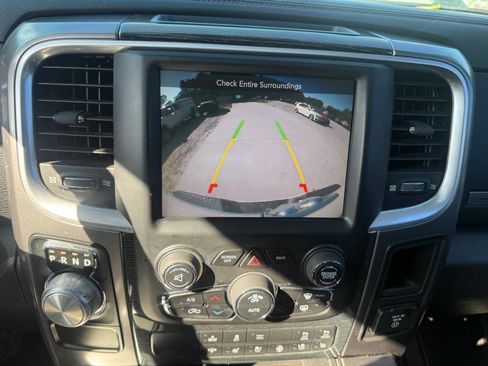 Used 2014 RAM 1500 Limited RWD image 31