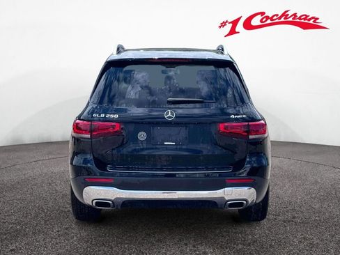 Used 2023 Mercedes-Benz GLB 250 4MATIC image 8