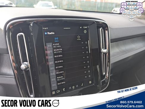 Used 2024 Volvo C40 P8 Recharge Ultimate w/ Protection Package Premier image 14