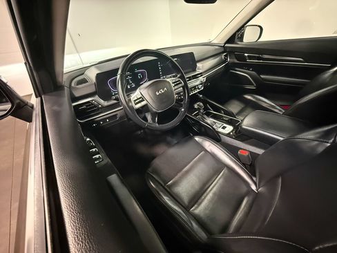 Used 2024 Kia Telluride S w/ S Sunroof Package AWD/4WD image 2