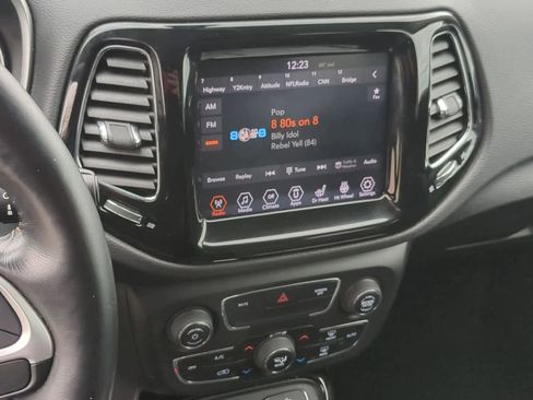 Certified 2018 Jeep Compass Limited AWD/4WD image 27